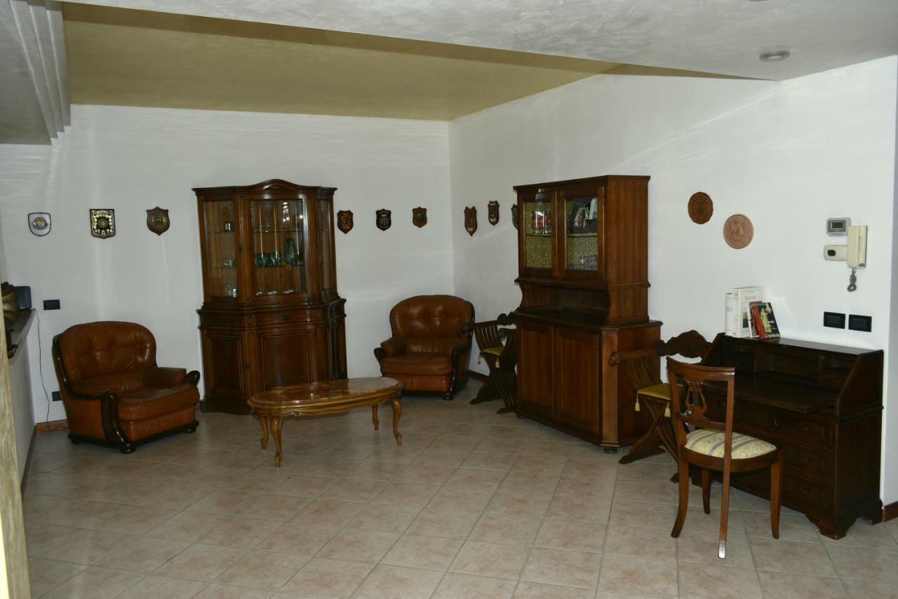 Villa Manuela Местре Экстерьер фото
