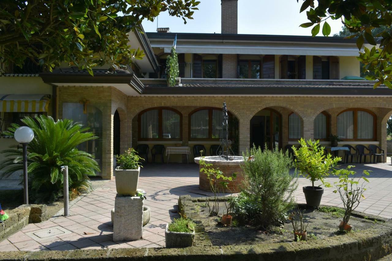 Villa Manuela Местре Экстерьер фото